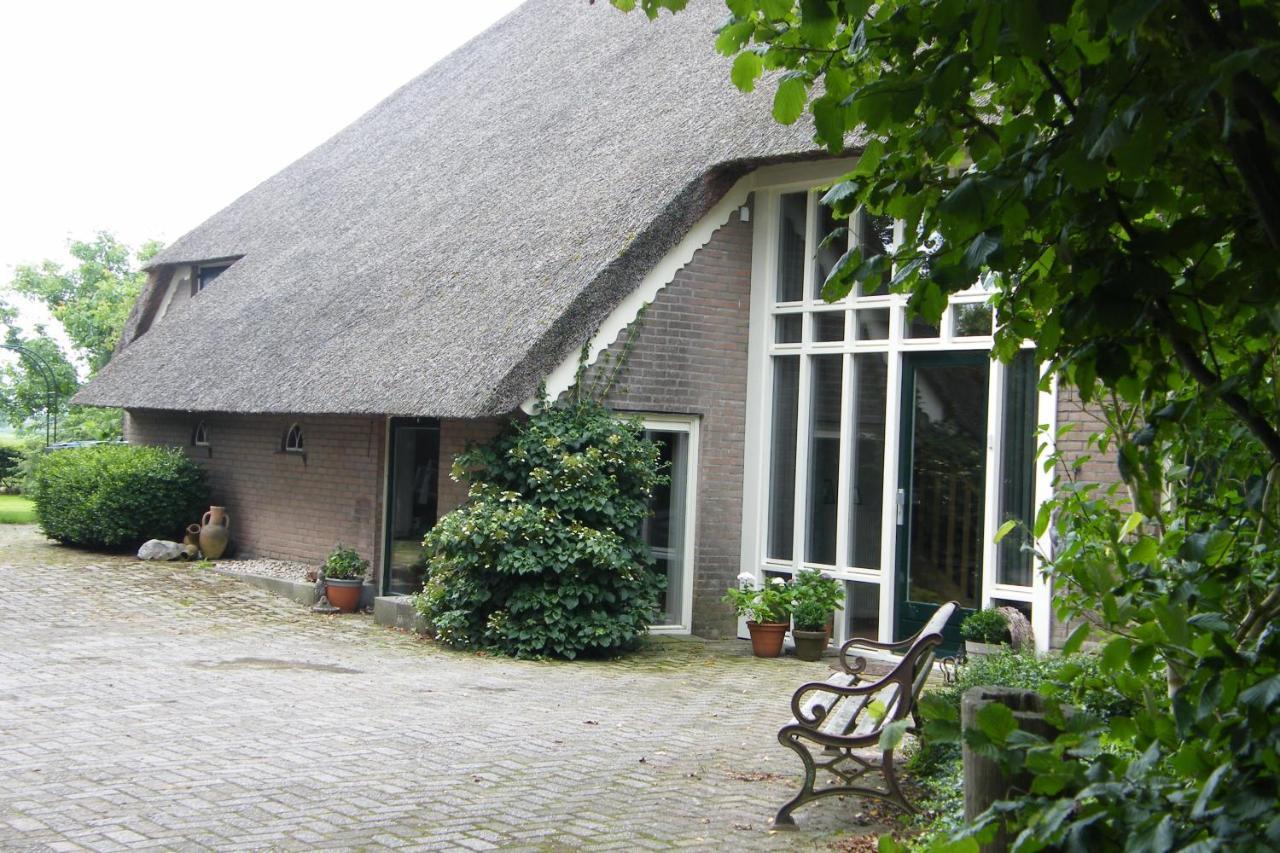 Bij Ons Op 20 Bed & Breakfast Nijeveen Exterior foto